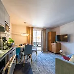 Panzió Gaestehaus Schusser An Der Therme, Fruehstueck, Doppelzimmer Und 4*