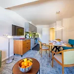 Gaestehaus Schusser An Der Therme, Fruehstueck, Doppelzimmer Und 4* バド クラインキルヒハイム
