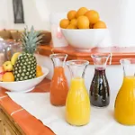 Bed and Breakfast Gaestehaus Schusser An Der Therme, Fruehstueck, Doppelzimmer Und 4*