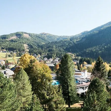 Gaestehaus Schusser An Der Therme, Fruehstueck, Doppelzimmer Und Ferienwohnung 4* Bad Kleinkirchheim