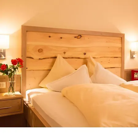 Gaestehaus Schusser An Der Therme, Fruehstueck, Doppelzimmer Und Ferienwohnung Bed & Breakfast