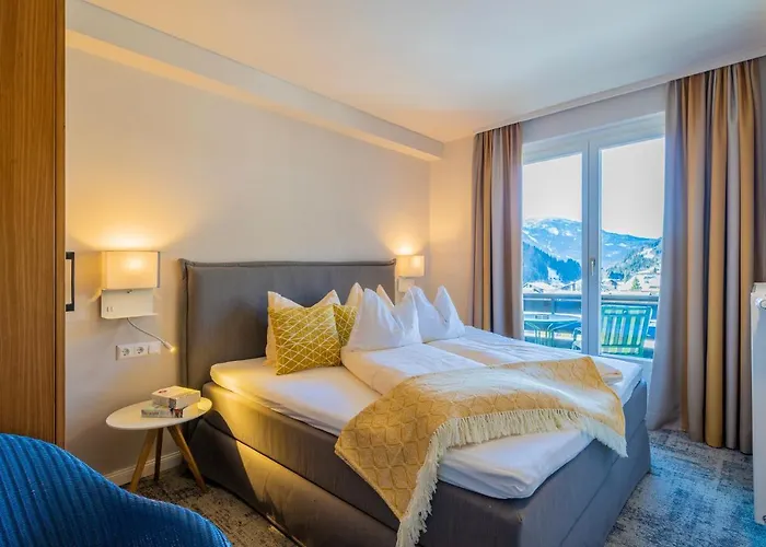 Gaestehaus Schusser An Der Therme, Fruehstueck, Doppelzimmer Und Отель типа 