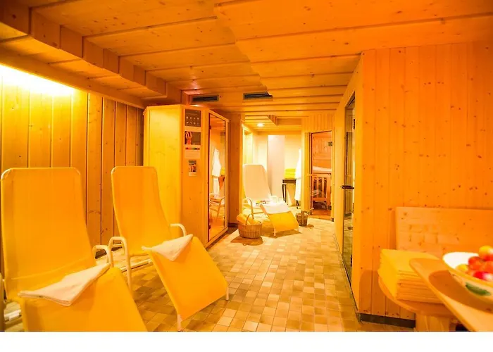 Bed & Breakfast Gaestehaus Schusser An Der Therme, Fruehstueck, Doppelzimmer Und