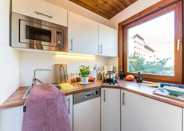 Gaestehaus Schusser An Der Therme, Fruehstueck, Doppelzimmer Und 4* Bad Kleinkirchheim